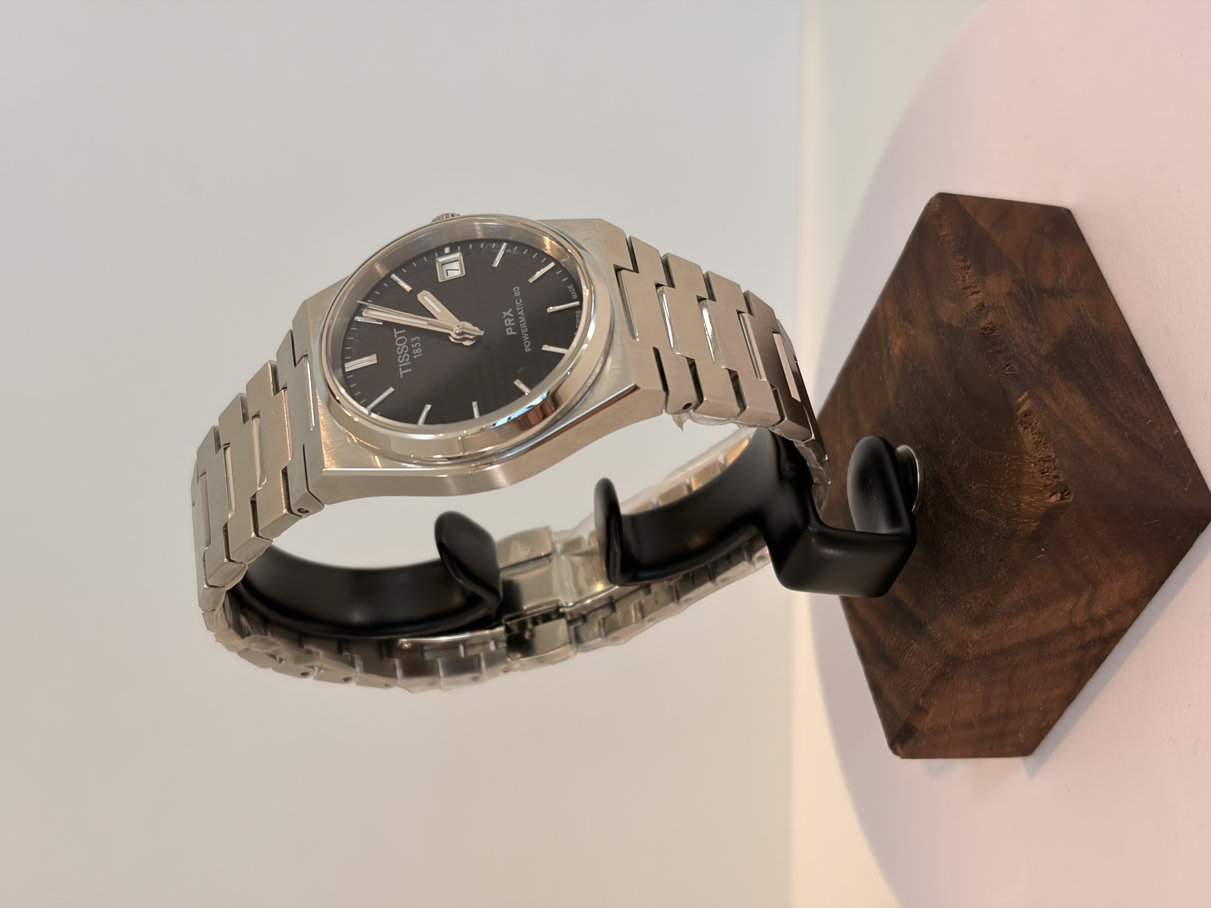 Tissot Prx Powermatic 80 black dial - ângulo alternativo